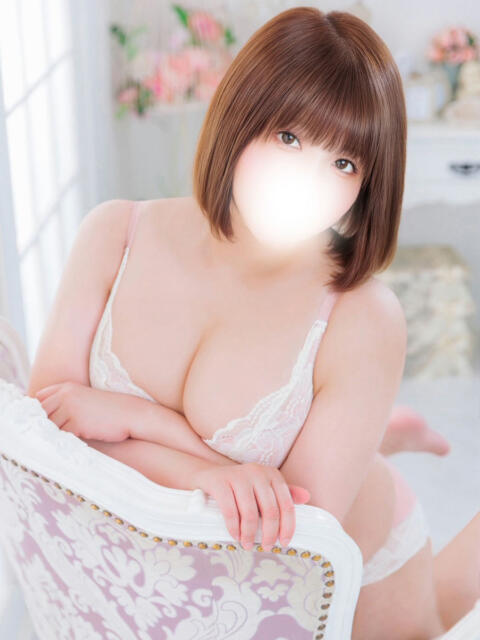 まこ ぽっちゃり巨乳素人専門店ぷにめろ渋谷店（ぽっちゃり系デリヘル）