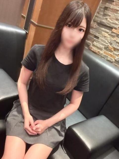 松田えれなスレンダー素人大学生 ファーストクラス ルビー（ソープランド）