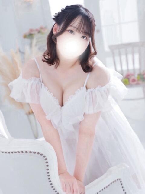 あやな ぽっちゃり巨乳素人専門店ぷにめろ蒲田店（ぽっちゃり系デリヘル）
