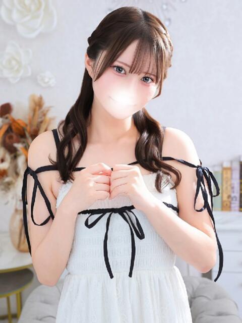 ゆな★男性経験1人の素人美少女 渋谷S級素人清楚系デリヘル chloe(デリヘル)