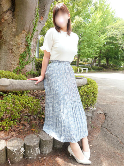 かな 人妻小旅行（人妻系デリヘル）