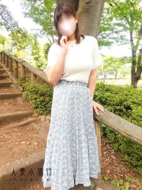 かな 人妻小旅行（人妻系デリヘル）