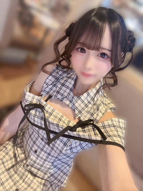 小鳥遊ひより ウルトラロイヤル（デリヘル）
