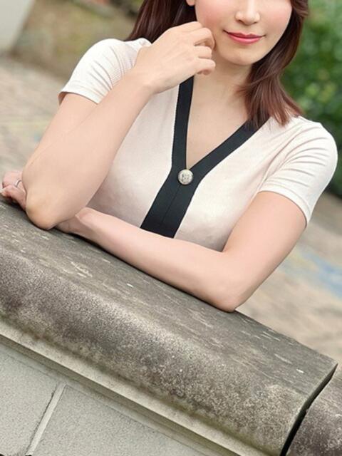 小柴あんず 月の真珠-新宿-(デリヘル(人妻若妻専門店))