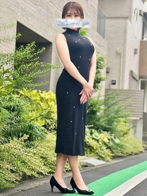 篠崎みわ 月の真珠-新宿-(デリヘル(人妻若妻専門店))
