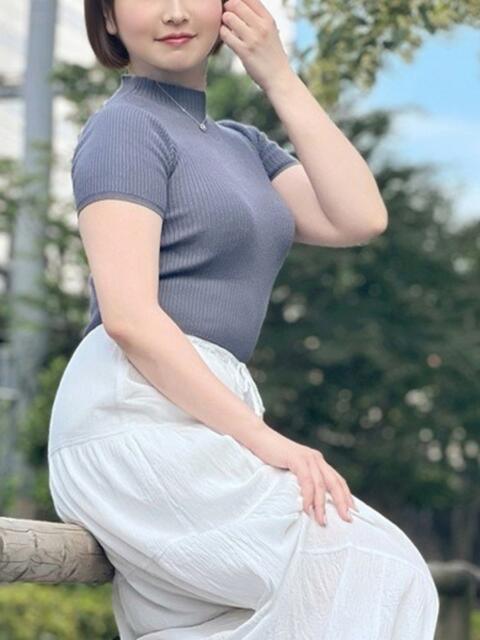 武田ともみ 月の真珠-新宿-（デリヘル（人妻若妻専門店））