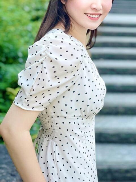 平野れんか 月の真珠-新宿-(デリヘル(人妻若妻専門店))