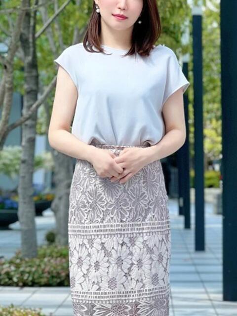 木内せいな 月の真珠-新宿-(デリヘル(人妻若妻専門店))
