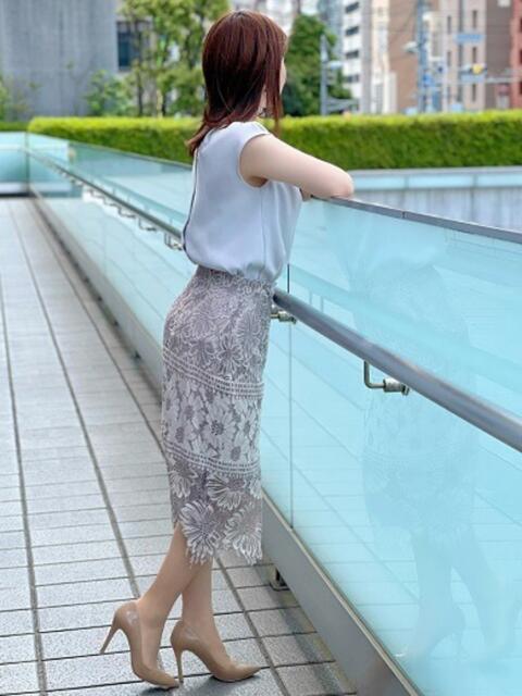 木内せいな 月の真珠-新宿-(デリヘル(人妻若妻専門店))