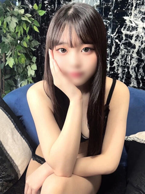 酒井まりの ウルトラロイヤル（デリヘル）