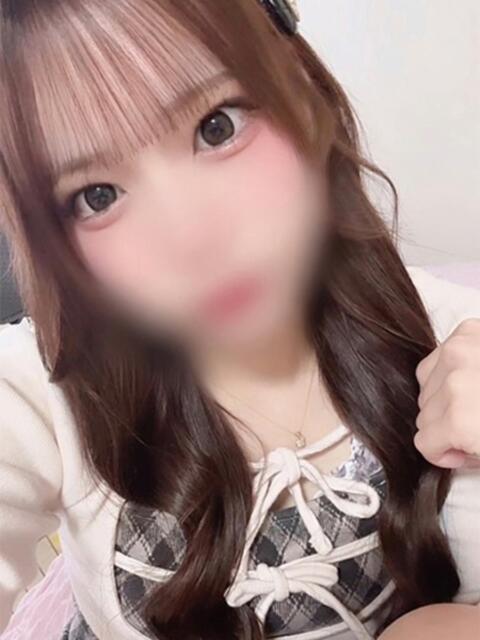 ゆな♡アイドル系美少女♡ 即生専門店ゴッドパイ（デリヘル）