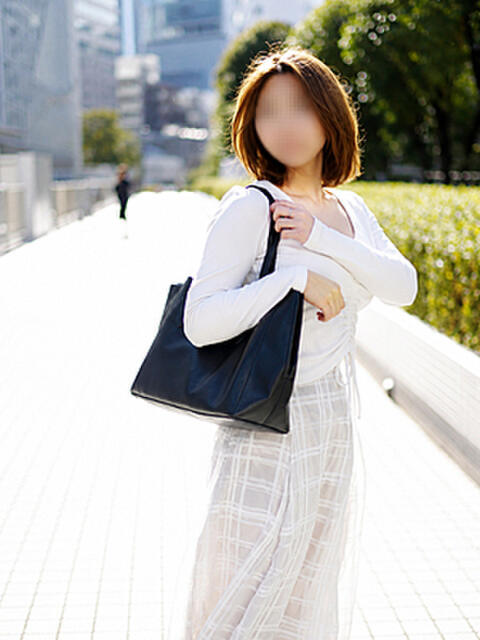 酒井歩(あゆみ) 東京不倫~とうきょうふりん~(人妻デリヘル)