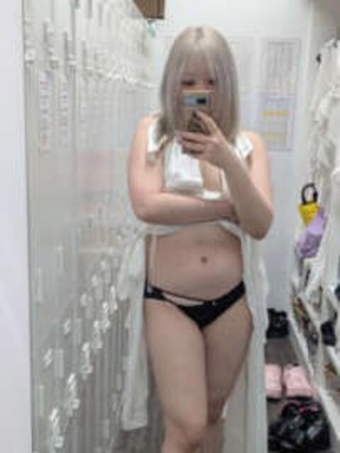 ひな エマニエル秋葉原（セクキャバ）
