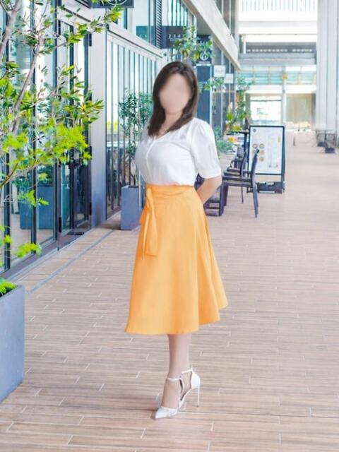 篠原 藍依 こあくまな熟女たち 本厚木店(KOAKUMAグループ)（人妻・熟女デリヘル）