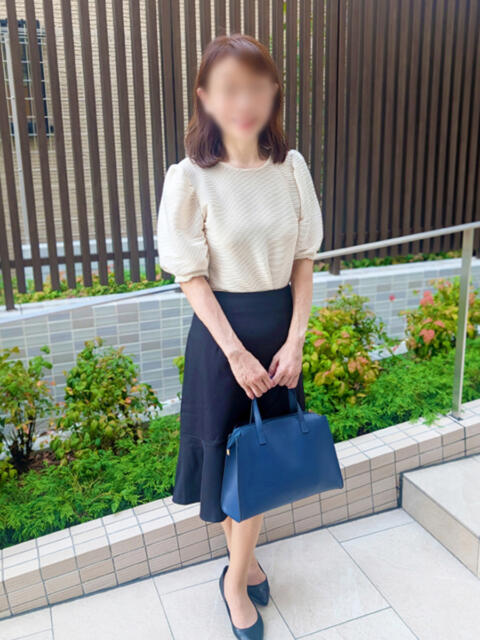 なるみ 完熟ばなな 谷九店（熟女待ち合わせ型デリヘル）