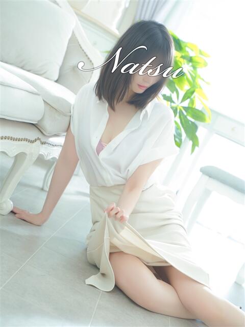 なつ 西船人妻花壇（人妻デリヘル）