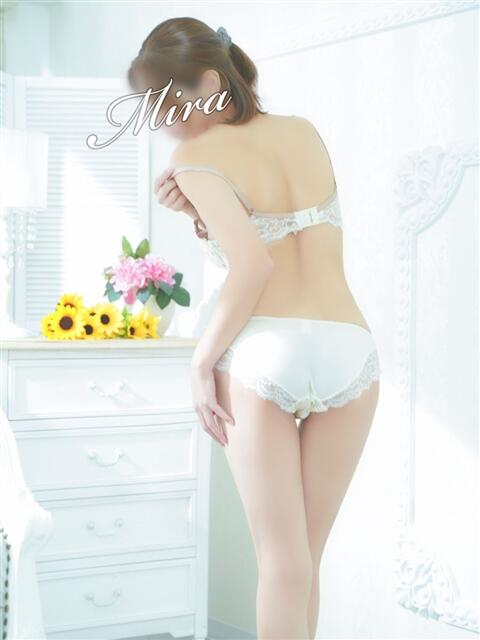みら 西船人妻花壇（人妻デリヘル）