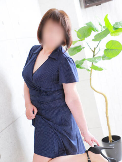まつば 若妻人妻半熟熟女の娯楽屋小山店（デリヘル）