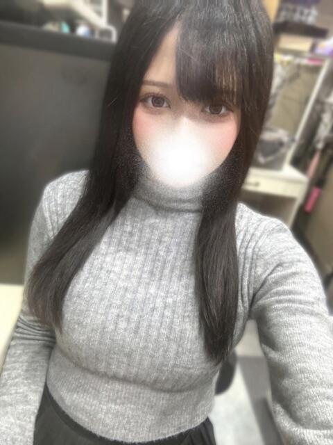 水嶋 れい アロマアイドルラウンジ（【非風俗】メンズエステ）