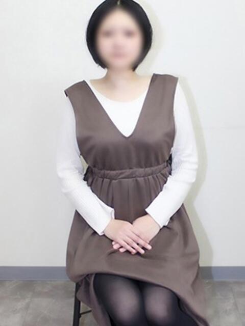 小夏（こなつ） 熟女の風俗最終章　一宮店（熟女デリヘル）