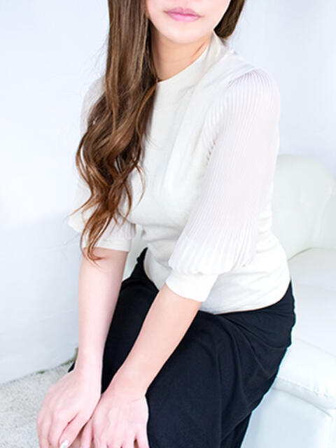 りいさ 脱がされたい人妻 熊谷店（人妻待ち合わせデリヘル）