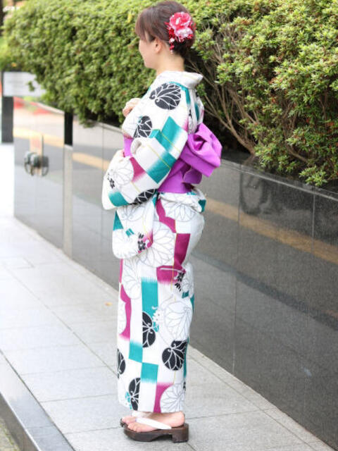 堀井 極上でエッチな人妻（人妻・熟女デリヘル）