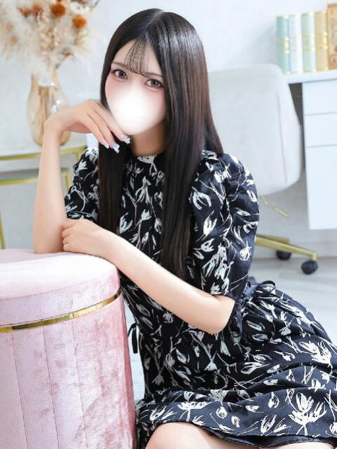 ももな★SS級×完未激カワ素人 Chloe五反田本店　S級素人清楚系デリヘル（デリヘル）
