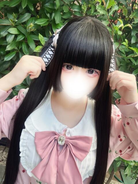 めろ 新宿ハンドメイド(手コキ・オナクラ)