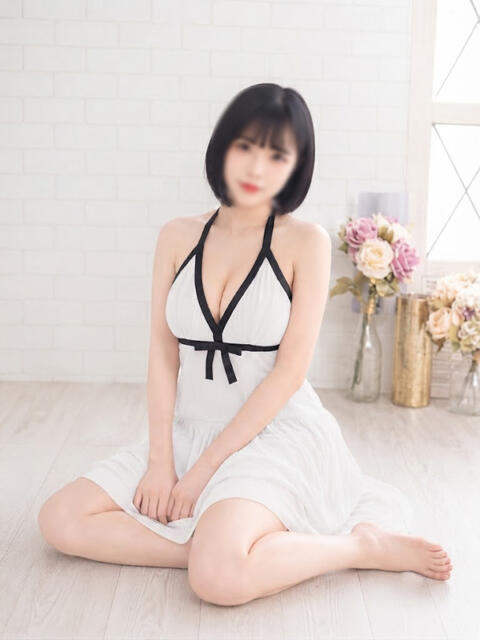 ひばり 最高級 エロエロ奥様 成田店（人妻系デリヘル）