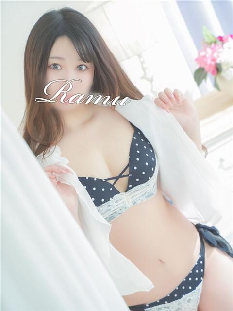 らむ 西船人妻花壇（人妻デリヘル）