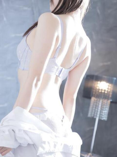 れい アバンチュール（セクキャバ）