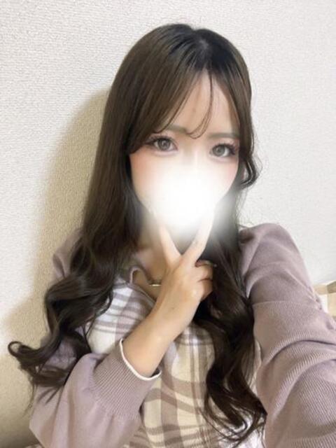 最高級美女女子大生かおりちゃん ロイヤル　アテンダー（デリヘル）