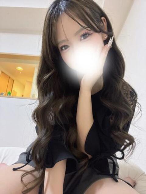 最高級美女女子大生かおりちゃん ロイヤル　アテンダー（デリヘル）