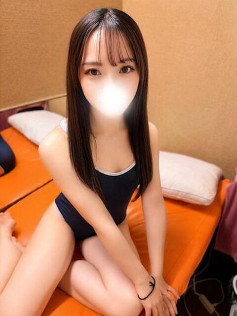 あお Aromaスク水女学院（風俗エステ）