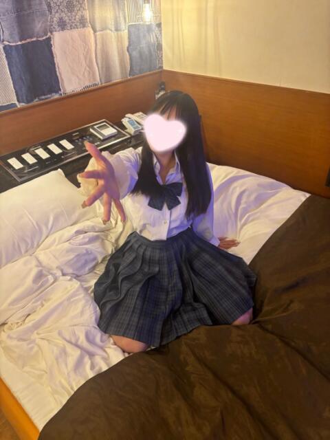 体験期間いちご『超ミニマムガールは爆乳でギャップ萌えMAX！』 錦糸町派遣型JKリフレガチあい（派遣リフレ）