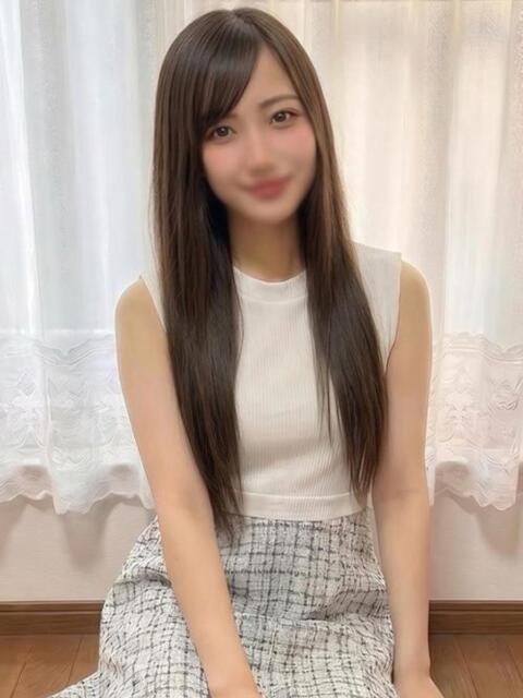なつみ☆キス魔なモデル系美少女 ハイクラスド素人倶楽部（デリヘル）