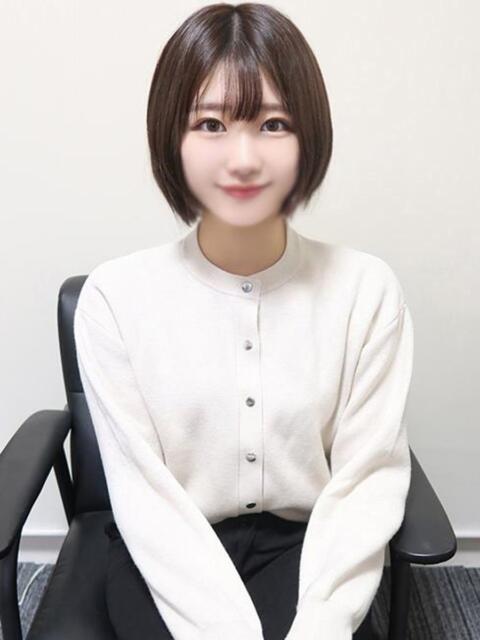 こなみ（早稲〇大学） ハイクラスド素人倶楽部（デリヘル）