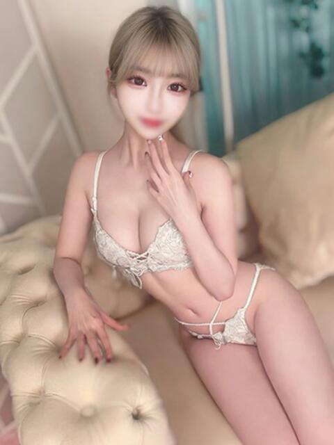 椿ゆらの【美白美肌の天使】 Club Rosa（ホテヘル＆デリヘル）