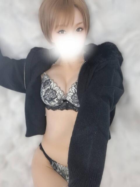 はづき◆こう見えてち〇こ好き 即イキ淫乱倶楽部 柏店（デリヘル）