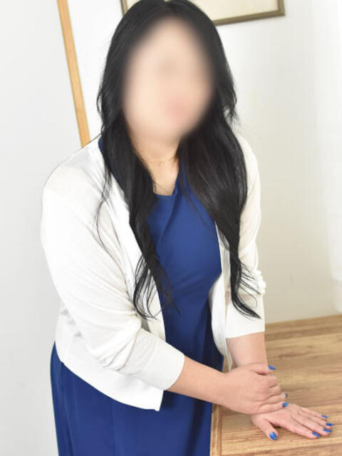 もみじ(昭和52年生まれ) 熟年カップル名古屋～生電話からの営み～（人妻・熟女デリヘル）