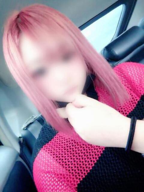 ウカ 人妻生レンタルNTR（デリヘル）