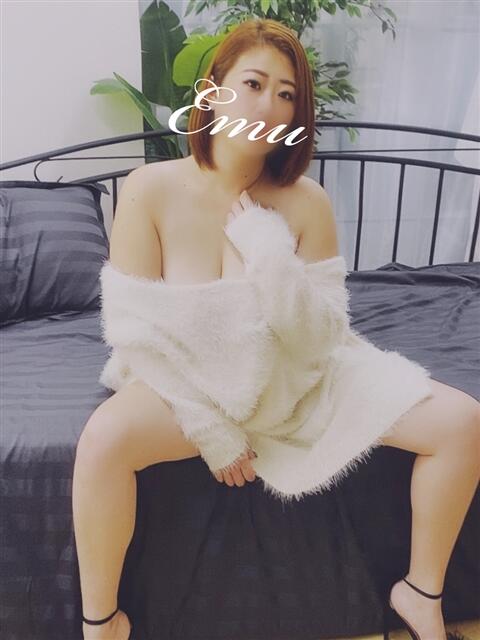 えむ 千葉人妻花壇（人妻デリヘル）