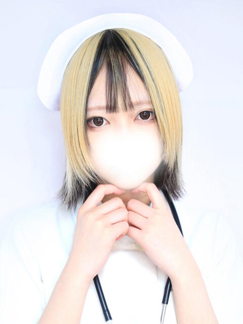 なな カルテデイズ新宿(セクキャバ)
