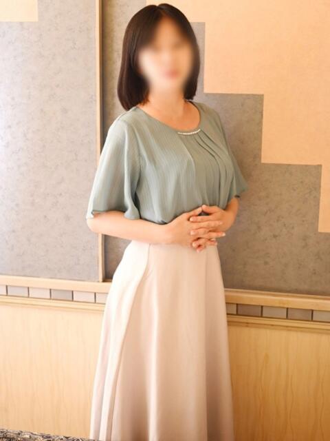ほのか～上野 完熟ばなな千葉店（人妻・熟女デリヘル）