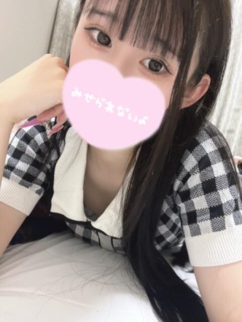ちぃ☆超可愛いピュア抜群スタイル PREMIUM萌え可愛いチョコレート～全てのステージで感動の体験を～（デリヘル）