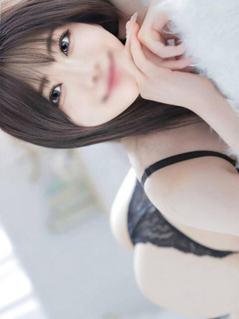 愛洲あいか ウルトラホワイト(デリヘル)