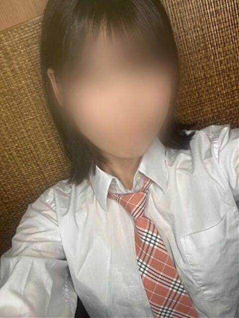 みき 西川口ビデオdeはんど（店舗型ビデオBOX風手コキ店）