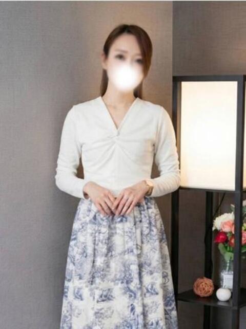 凛【リン】 福井人妻営業所（人妻系デリヘル）