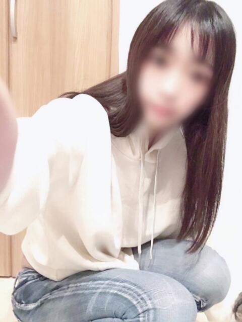 ゆか ~魅惑~美女妻クラブ(人妻系デリヘル)