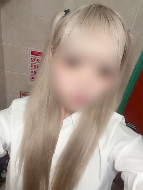 ねく ハンドキャンパス池袋（店舗型オナクラ）